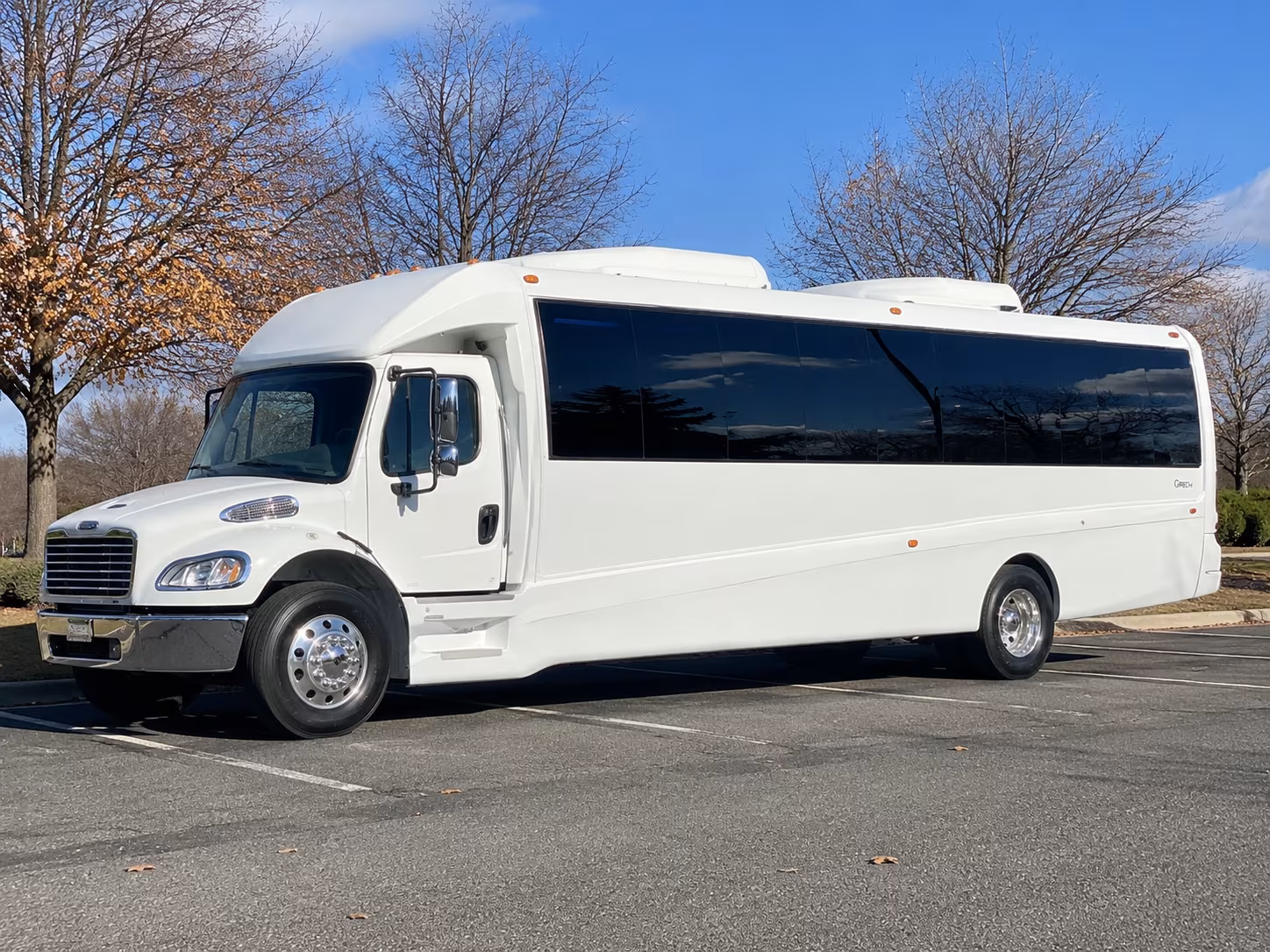 Escondido Winery Tour & Pub Crawl Transportation party bus exterior